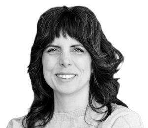 a headshot of Montessorian Jazmin Corbell